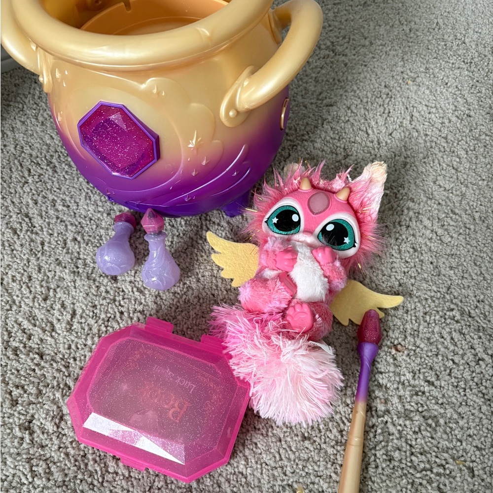 Magic Mixies Toy  🪄
💯% Authentic - Picture 2 of 3